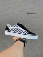 ونس اولد اسکول شطرنجی / مشکی سفید/ MS / کد611