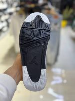 کتونی جردن فور لویی ویتون / مشکی سفید طوسی کف MS - Image 3