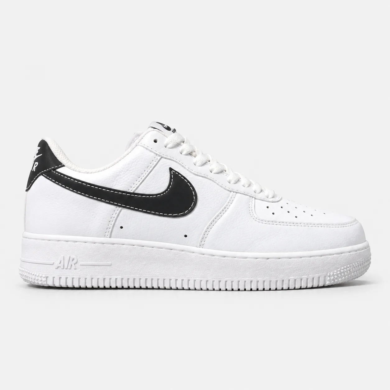 Nike Air Force 1 Sneakers (Extended Size Range) White & Black Large Sizes 37–47 Code 1157 www.heroshoop.com view 1 Nike-Air-Force-1-Sneakers-Extended-Size-Range-White-Black-Large-Sizes-37–47-Code-1157-www.heroshoop.com-view-1.webp