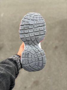 کتونی بالنسیاگا اسپایدر رنگ سفید صورتی - تصویر 6