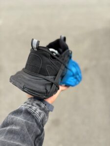 کتونی بالنسیاگا اسپایدر رنگ مشکی آبی 2 - Image 3