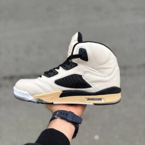 جردن فایو کرم مشکی / کد 527