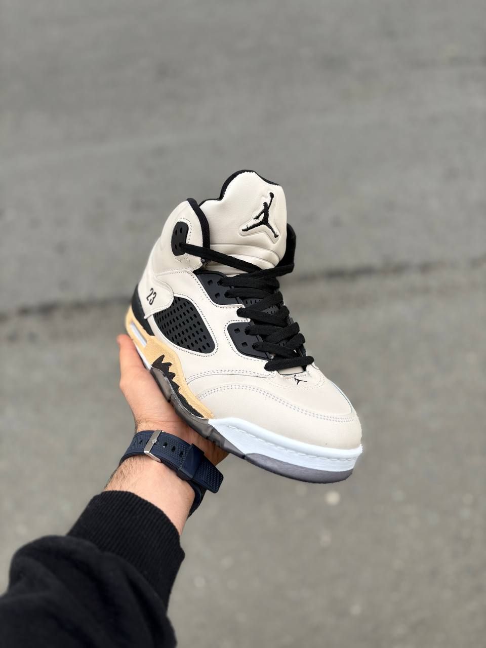 جردن فایو کرم مشکی / کد 527 - Image 5