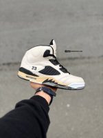 جردن فایو کرم مشکی / کد 527