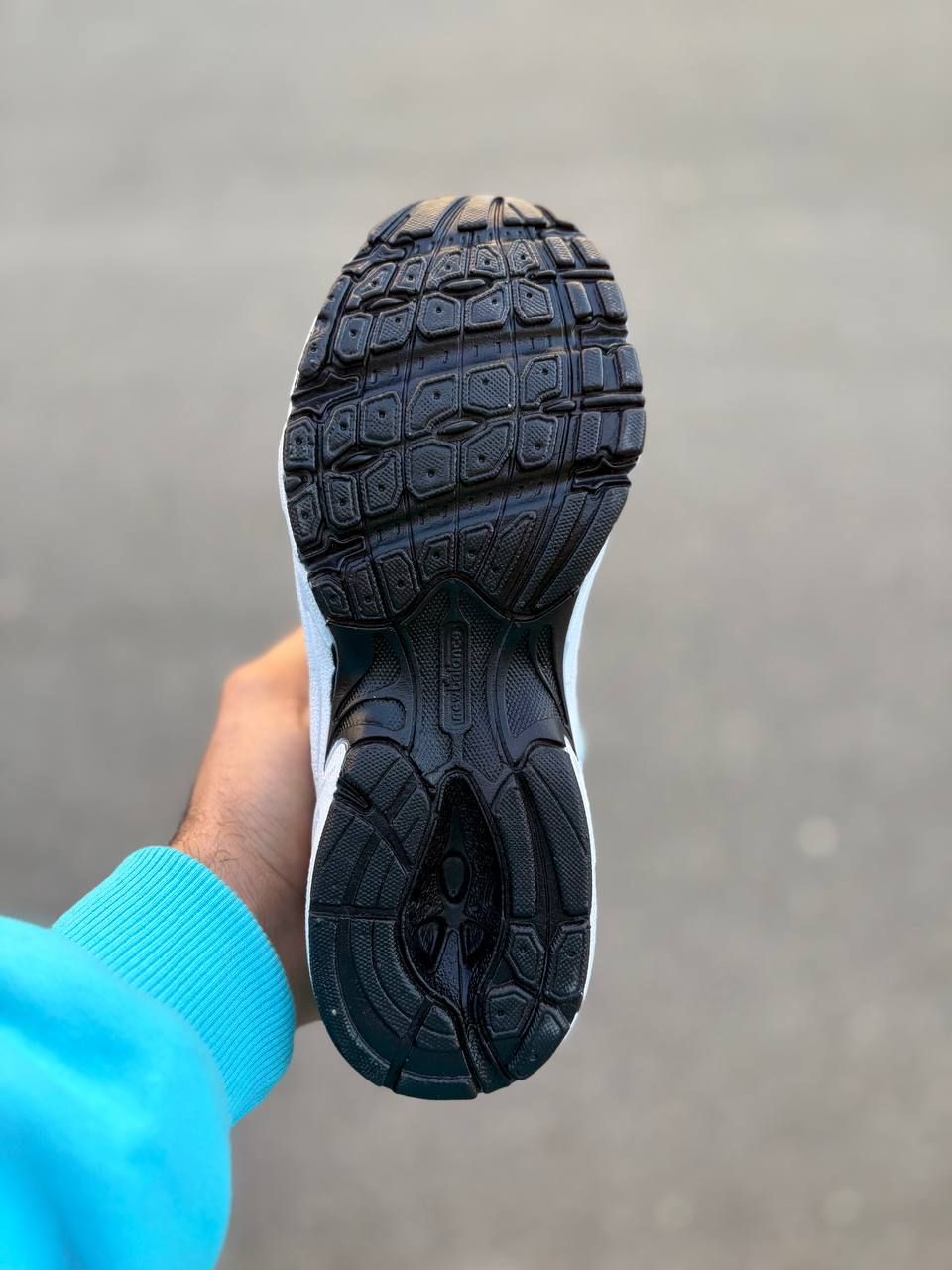 کتونی نیوبالانس 530 / رنگ سفید نقره ای - تصویر 5