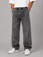 Men-baggy-jeans-code-2-heroshoop.jpg