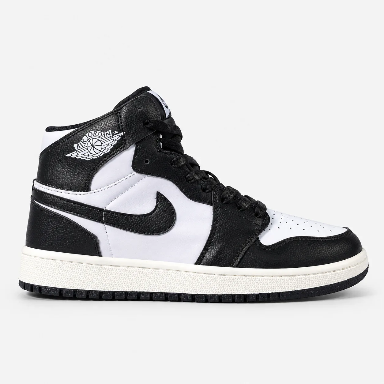 Nike Air Jordan 1 High-Top Sneakers (BlackWhite) Sizes 37–44 Code 1128 www.heroshoop.com View 1 Nike-Air-Jordan-1-High-Top-Sneakers-BlackWhite-Sizes-37–44-Code-1128-www.heroshoop.com-View-1.webp