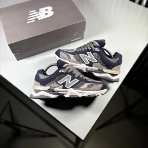 New-Balance-9060-Running-Shoes-Navy-Blue-Gray-White-heroshoop.webp