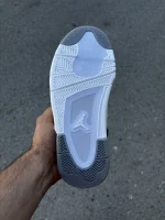 Nike-Jordan-4-White-Blue-Sneakers-heroshoop-view-5.webp