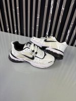 White-Nike-V2K-sneakers-Black-Nike-heroshoop-view-2.jpg