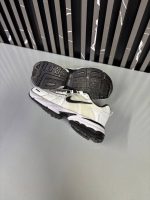 White-Nike-V2K-sneakers-Black-Nike-heroshoop-view-3.jpg