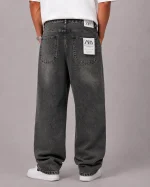 Black-bag-pants-heroshoop-view-1.webp