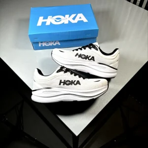 Hoka-Running-Comfort-Shoes-Black-and-White-hoka-heroshoop.webp