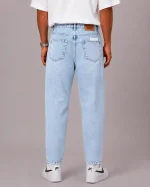 Light-blue-mom-style-jeans-heroshoop-view-1-1.webp