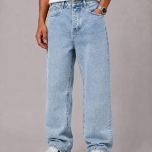 Light-blue-skinny-jeans-heroshoop.webp