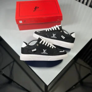 Louis-Vuitton-Vance-sneakers-black-heroshoop.webp