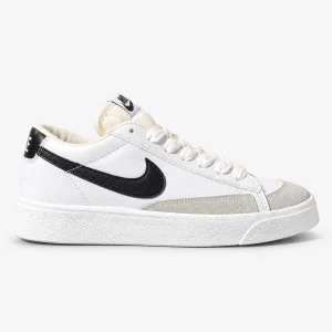 Nike-Blazer-Low-Top-Sneakers-White-Black-www.heroshoop.com-view-1.webp